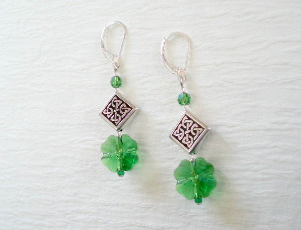 Shamrock Clover Earings!